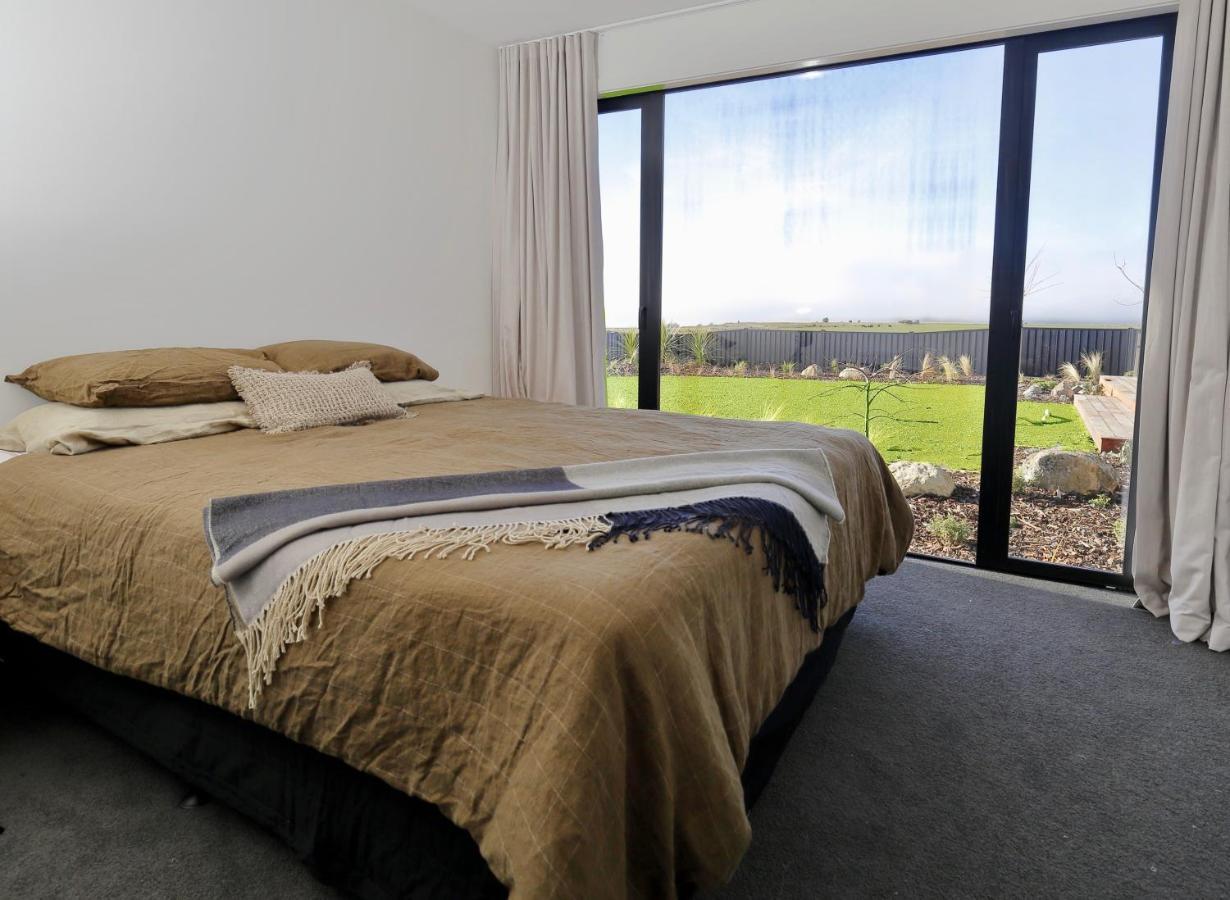 Lake House - Te Anau Holiday Home Kültér fotó