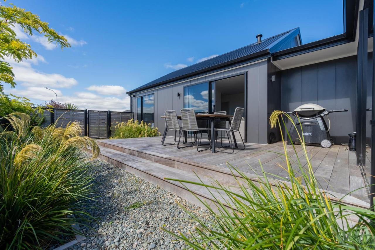 Lake House - Te Anau Holiday Home Kültér fotó